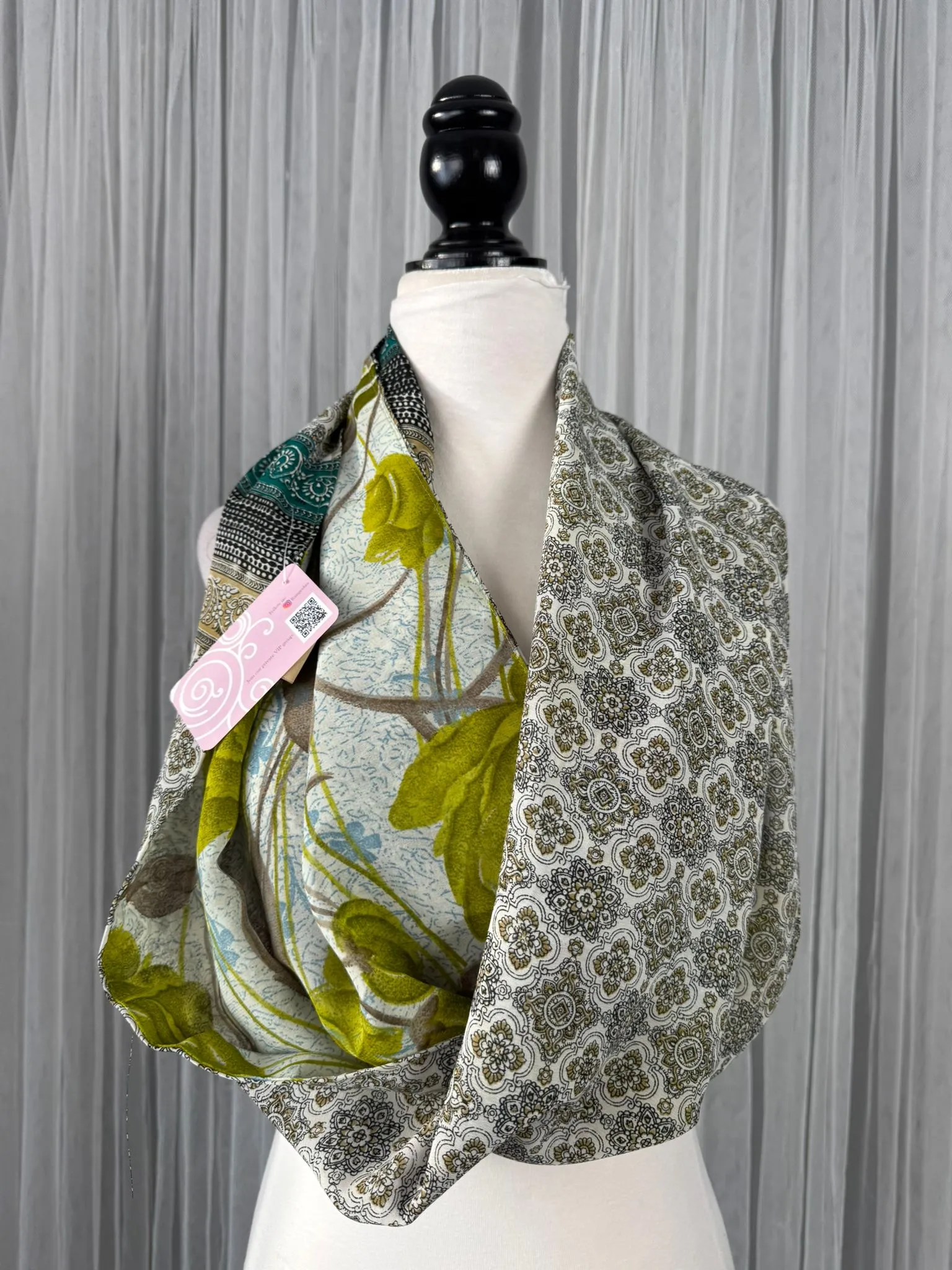 40 inch Reversible Infinity Scarf-J033